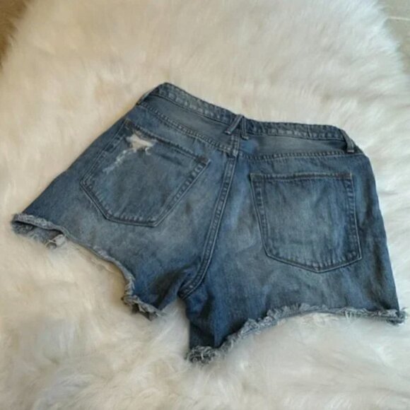 Good American Bombshell Jean Shorts Size 4/27 Blue 153 Button Fly Denim Frayed - Picture 7 of 7
